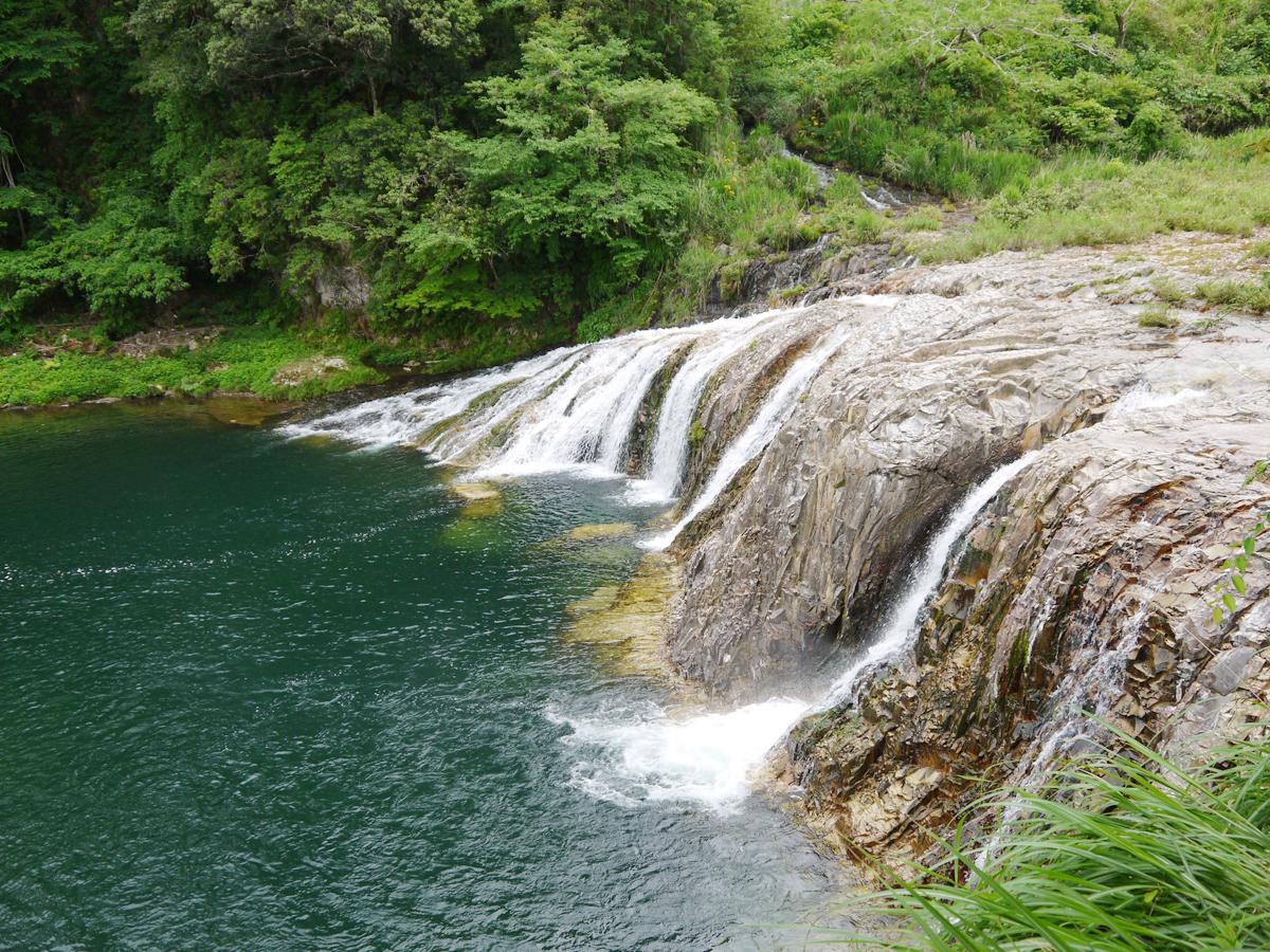 후리쿠사 강・츠타노후치(폭포)