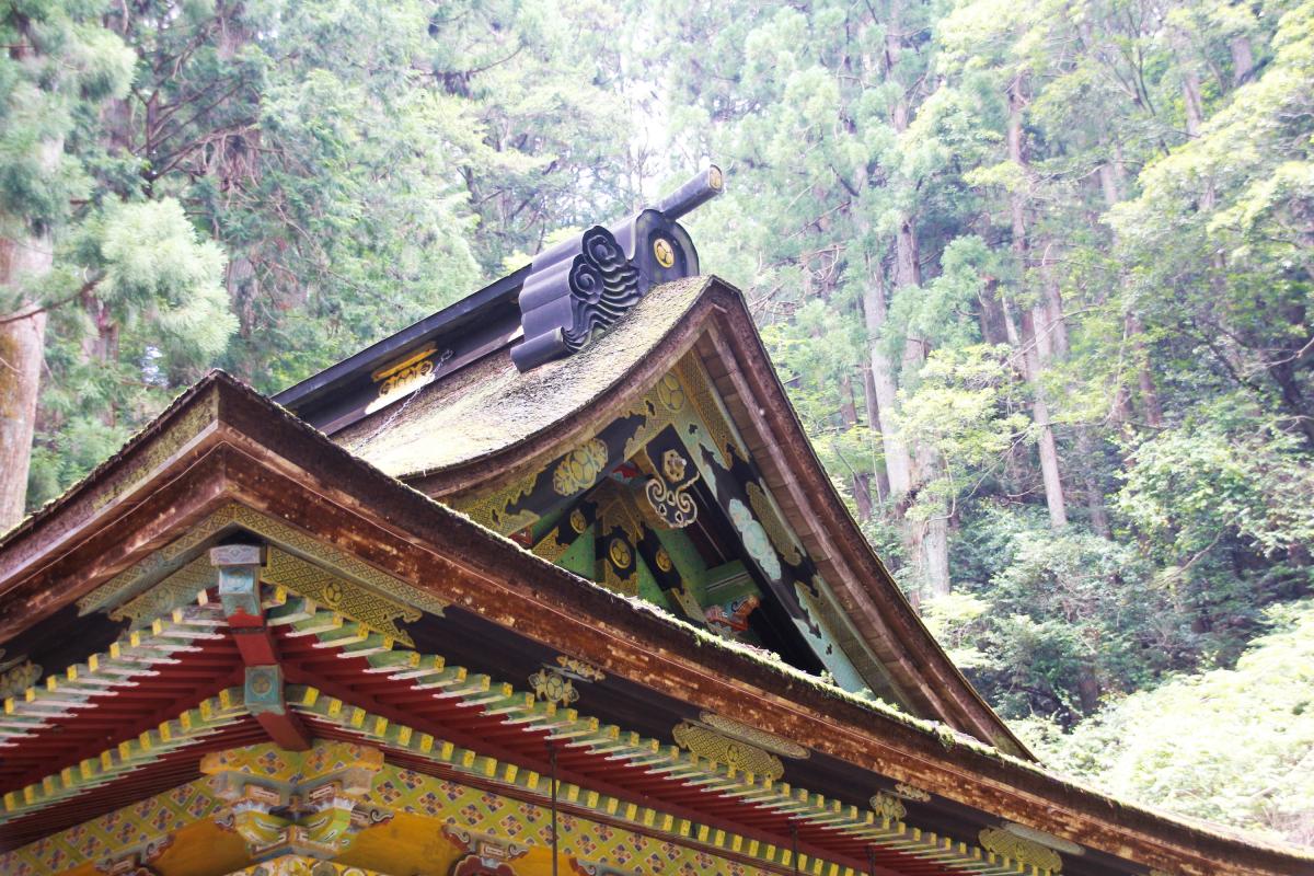 The colourful and elaborate Toushougu shrine on Mt. Horaiji